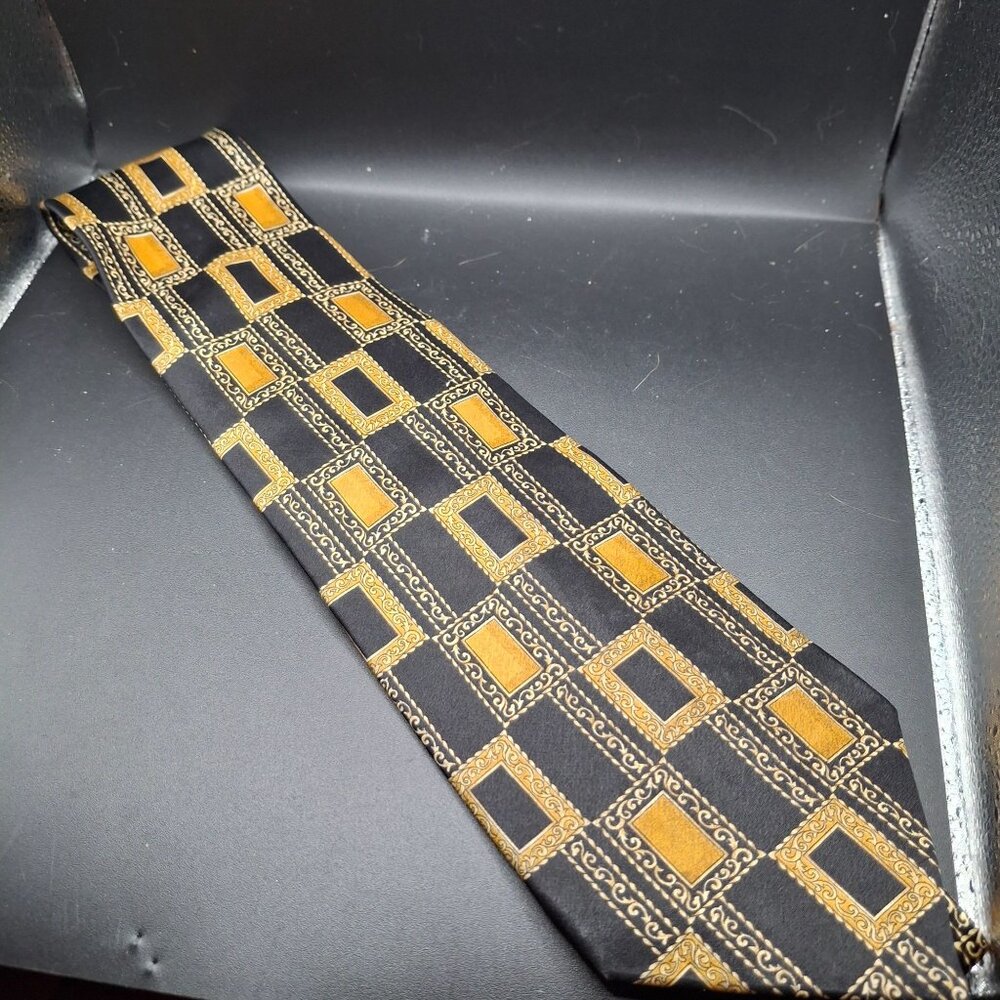 Vintage LHomme Baroque Geometric Print Designer Silk Necktie